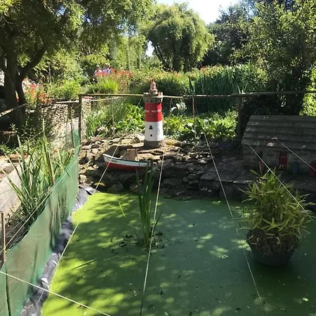 Pied A Terre Pour Des Au Bord De La Ferienhaus *